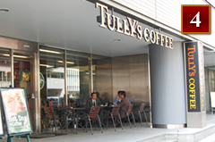 タリーズコーヒーが見えてきます。